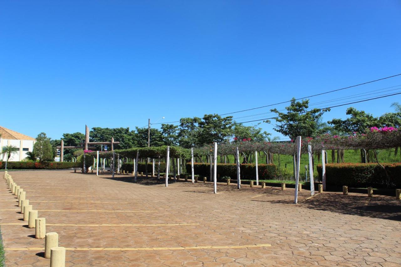 Grandes Lagos Park Hotel Jales Экстерьер фото